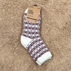 Field & Stream Cozy Cabin Socks - Maroon and White